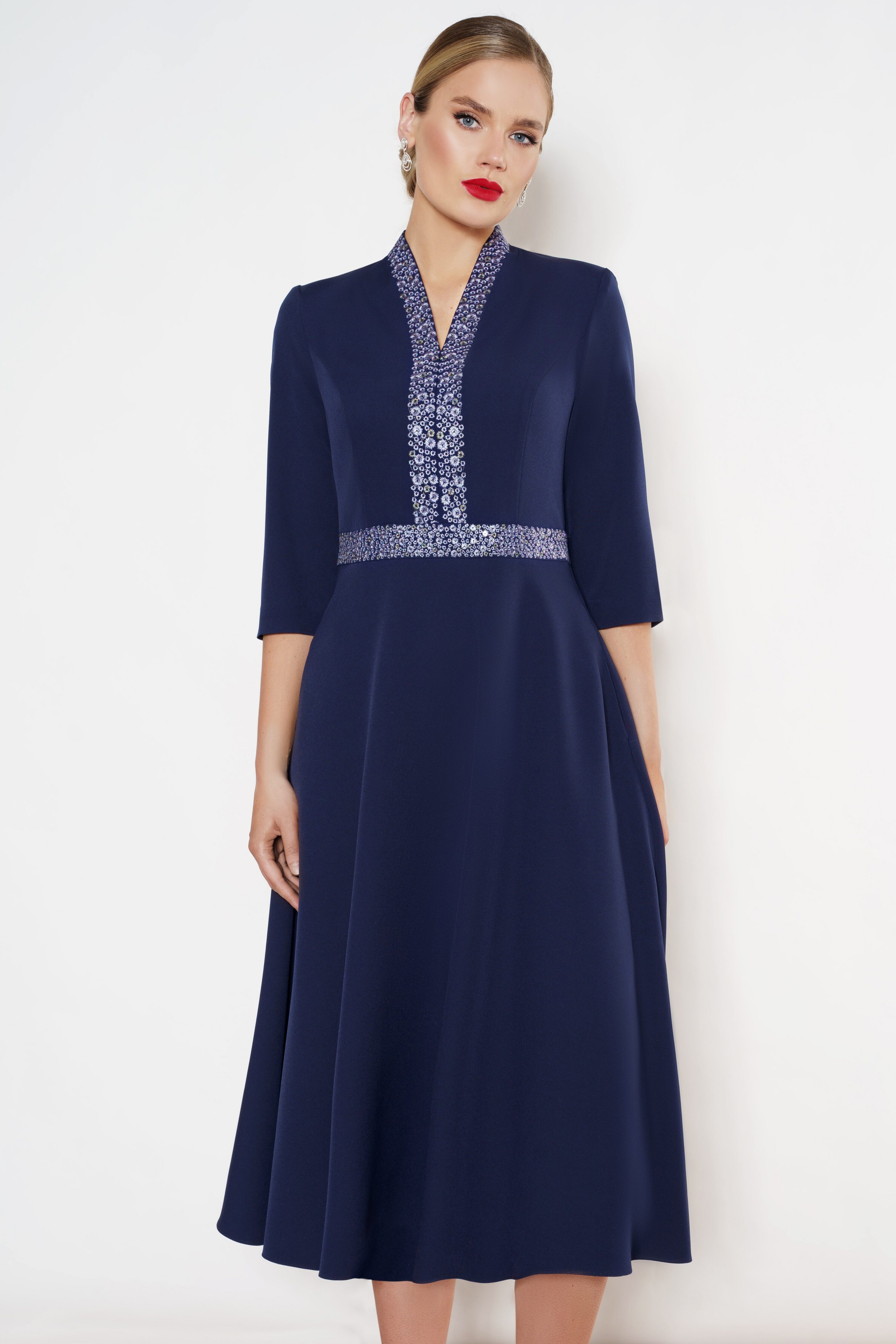 Купить платье URS 22-974-3 синее с вышивкой