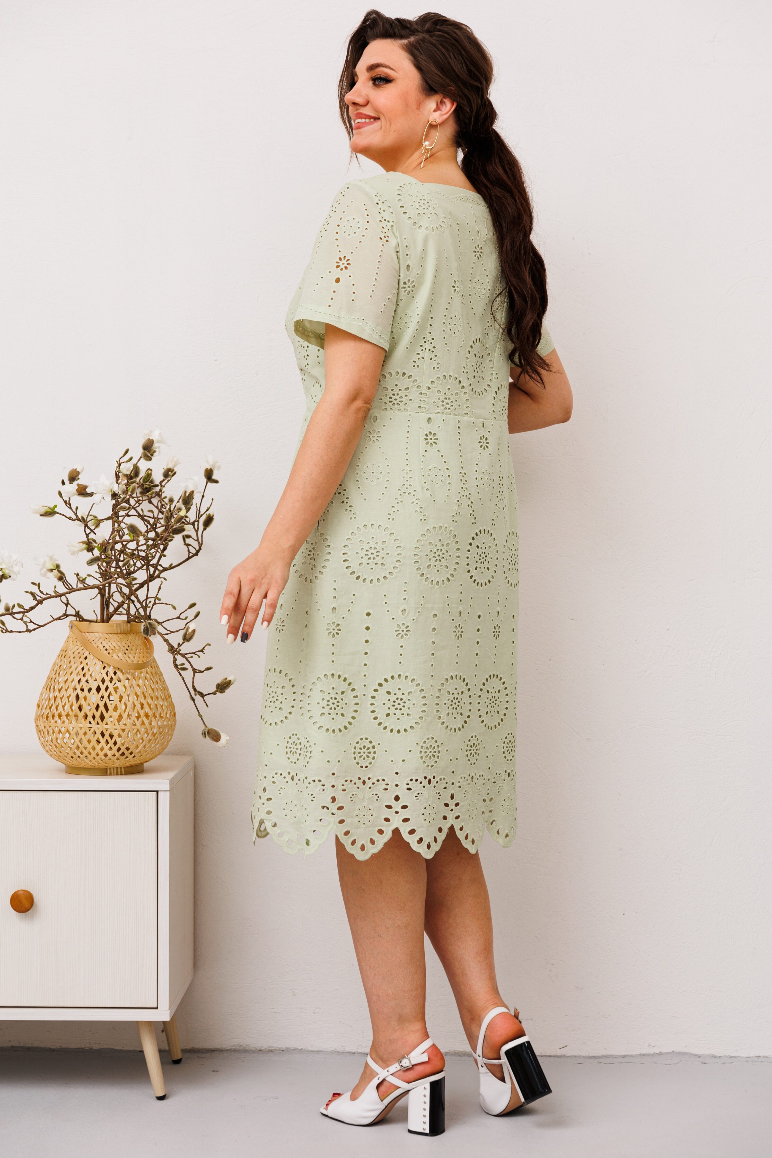 Купить платье Romanovich style 1-2677 зеленый хлопок шитьё