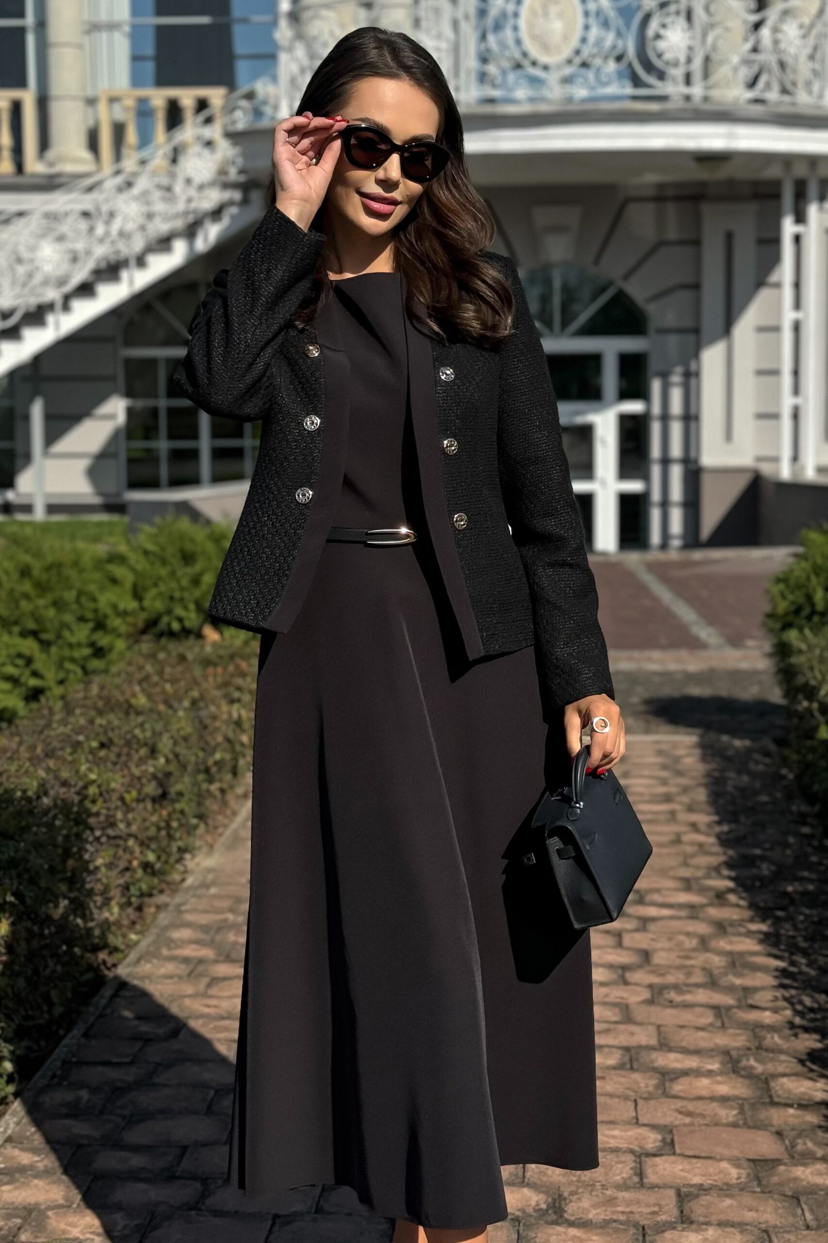 костюм в стиле Шанель Купить костюм URS 24-448-1 черный с жакетом и платьем